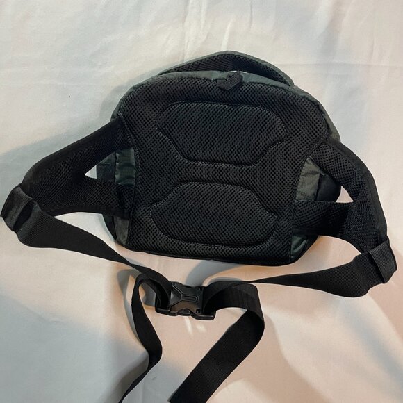 Magellan‎ Outdoors Sling Pack Belt Bag Mens OS Green Black Fishing Outdoor - Picture 5 of 5